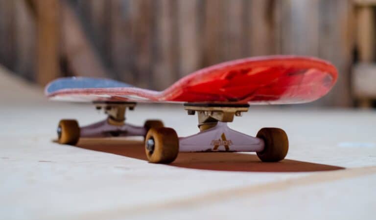 Top Beginner Skateboard Tips: Start Riding with Confidence